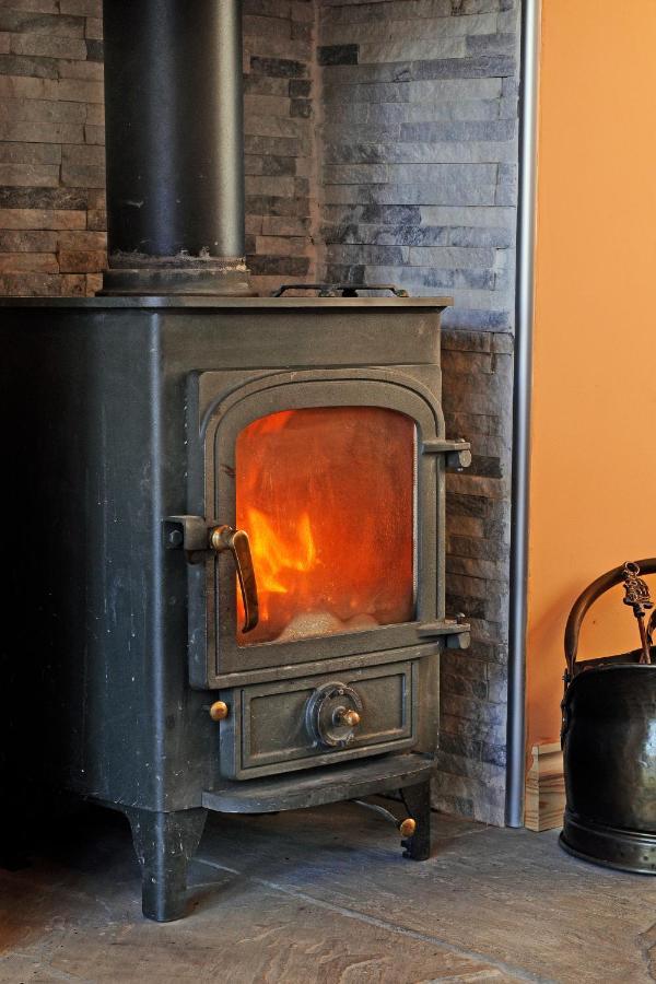 Whitby Spacious Rugby Field Cottage With Off-Street Parking And Ev Fast Point For Electric Cars Eksteriør billede