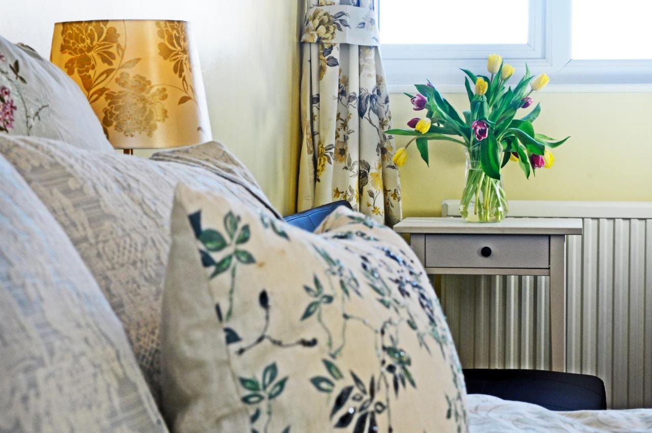 Whitby Spacious Rugby Field Cottage With Off-Street Parking And Ev Fast Point For Electric Cars Eksteriør billede